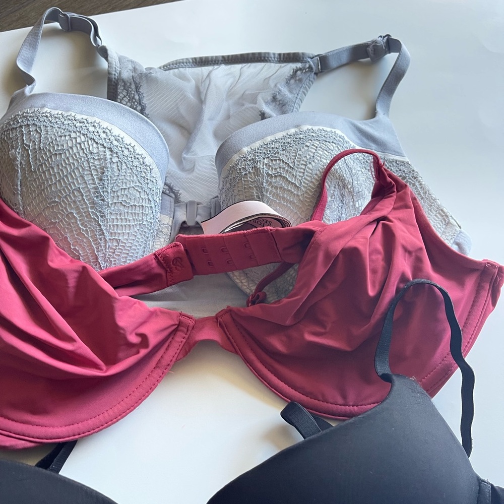 Bra bundle- 4 pieces - Picture 3 of 4